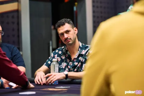 Alex Livingston avança chip leader no Evento #5 do PGT Mixed Games