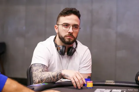 Adrovan Rodrigues vence Sunday Cooldown em FT de três brasileiros no PokerStars