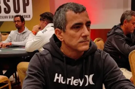 Carlos Velloso é prata no Mini Bounty Builder High Roller do PokerStars