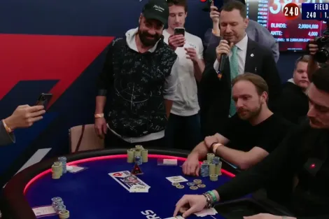 Assista ao runner runner de 6,5% que mudou o bolha do EPT Paris