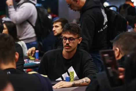 Lázaro Miranda é vice-campeão do Mini Bounty Builder HR no PokerStars