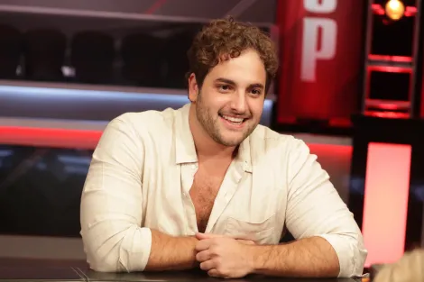 João Simão forra seis dígitos com pódio no PLO High Roller do Wynn Millions