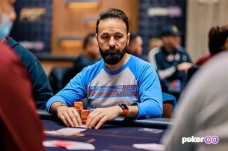 Enfrentando empresário, Daniel Negreanu encontra cooler em pote de US$ 150 mil