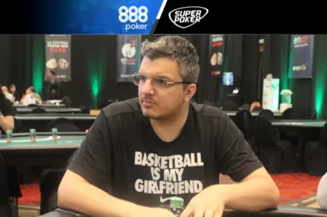 Douglas Ferreira sobe ao pódio do PKO Rumble US$ 109 do 888poker