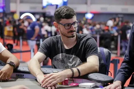 Allan Mello fatura seis dígitos com título no Evento #83 da Hi5 do Americas Cardroom