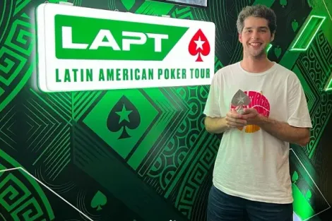 Argentino Alan Ferraro premia em satélite do LAPT Montevidéu no PokerStars