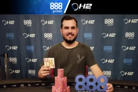 Murilo Santoro é campeão do 50K Experience do H2 Club São Paulo