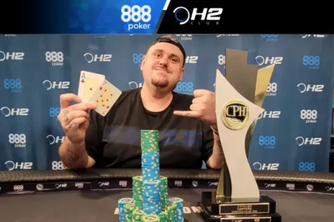 Leonardo Augusto é campeão do Super High Roller do CPH