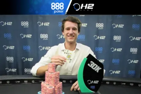 Carlos Zamot é campeão do 30K Notea do H2 Club São Paulo