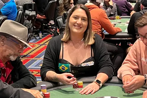 Samara Alexandre e Gregory Wonsttret avançam ao Dia Final do Evento #11 da WSOP