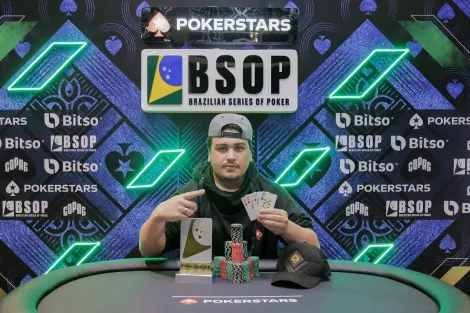 Johnatan Oliveira supera sequência de traves e vence PL Omaha do BSOP Brasília