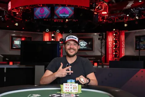 Jim Collopy supera maratona e vence o Evento #17 da WSOP