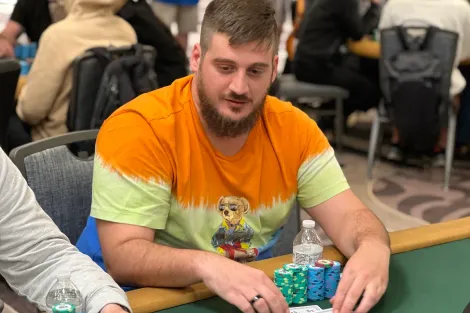 Caio de Lucca é salvo pelo turn na reta final do Gladiators da WSOP