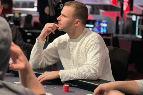 Renan Bruschi é eliminado na mesa final do Evento #36 da WSOP