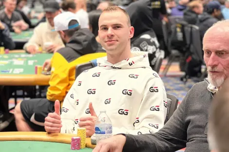 Brasileiros se classificam para o Dia 2 do Evento #79 da WSOP