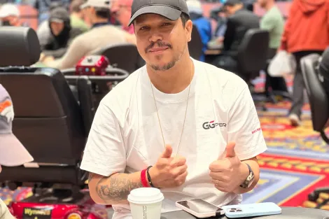 Felipe Mojave cai em flip contra John Juanda no Evento #93 da WSOP