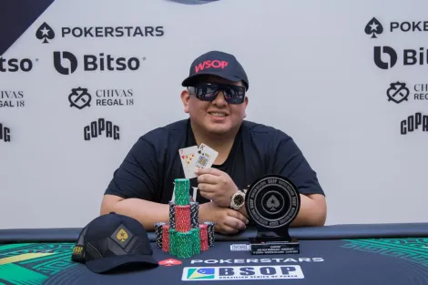 Erick Goni vai de short stack na bolha a campeão do Deepstack Freezeout Turbo do BSOP WM