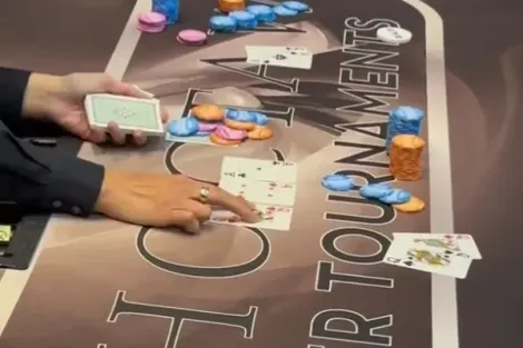 All in triplo insano tem um out no turn em mesa final de WSOP Circuit