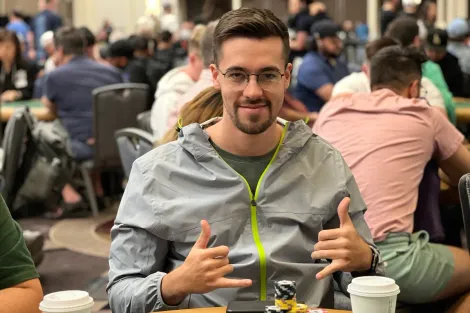 Dalton Hobold fatura alto com título e mesa final no GGPoker