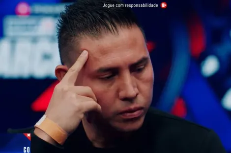 Alguém entendeu? José Rodriguez folda QQ pré-flop no EPT Barcelona