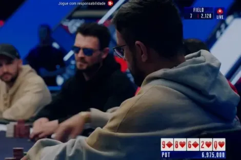 André Akkari acerta nuts, mas francês escapa no EPT Barcelona; opine