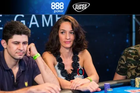 Cinco dicas para jogar seu primeiro torneio de poker live, por Kara Scott