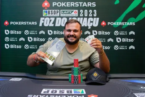 Alexandre Moraes crava Freezeout Turbo e fatura primeiro troféu do BSOP em Foz