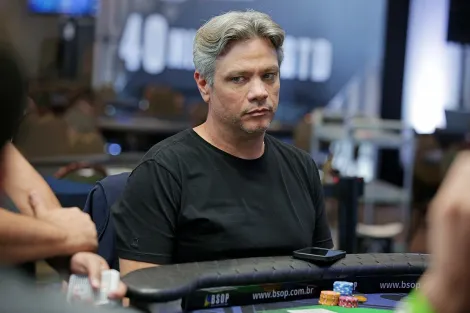 Paulo Joanello tem KK quebrado e é o bolha do High Roller do LAPT Foz