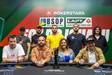 Guilherme Schreiber lidera mesa final do Main Event do BSOP Foz