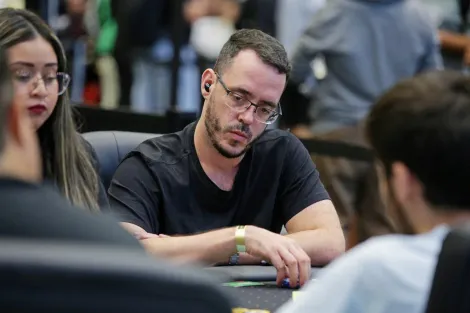 Cassio Kiles estoura bolha do 1-Day High Rollers no BSOP Millions