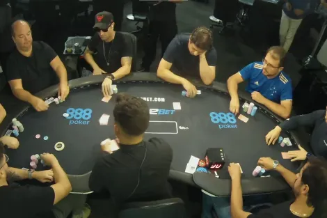 [AO VIVO] Mesa Final do Main Event do CPH