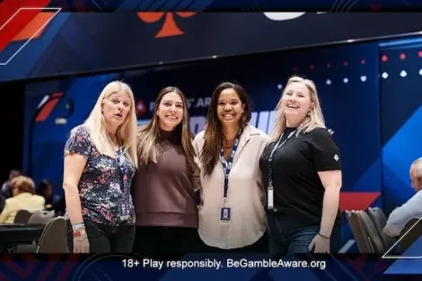 Atitude incrível reúne amigas no EPT Praga após bootcamp do PokerStars