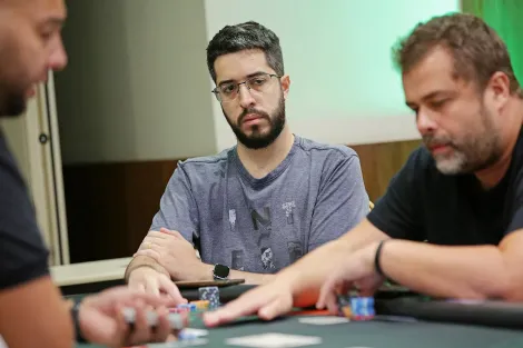 Eder Campana forra com vice no Sunday HR Main Event no GGPoker