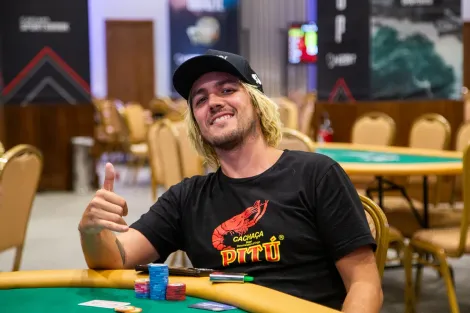 Blaise Bourgeois é o chip leader do Dia 1A do Main Event da WSOP Brazil