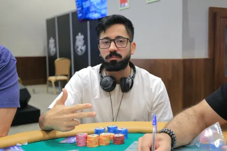 Josué Ramos avança na dianteira no Dia 1C do Main Event da WSOP Brazil