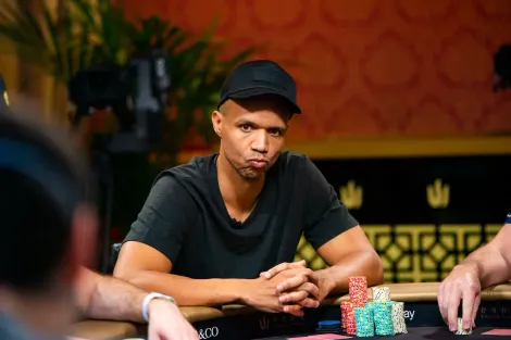 Phil Ivey avança entre os líderes em field estrelado no Evento #15 da Triton Jeju