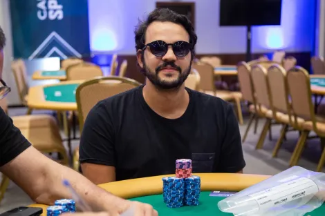 Daniel Aquino lidera o Dia 1A do Monster Stack Mystery KO da WSOP Brazil