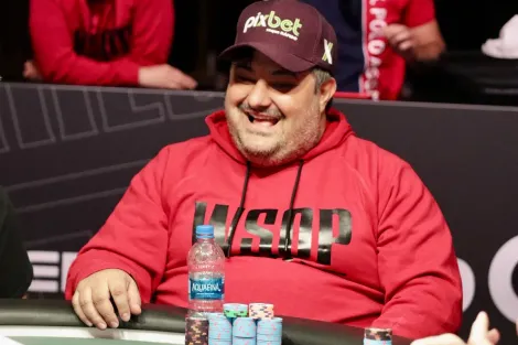 Alen Fillipi cai na mesa final do Millionaire Maker da WSOP e forra seis dígitos