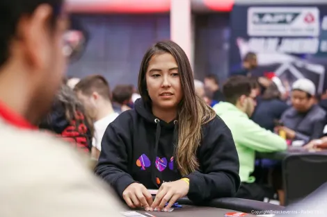 Bárbara Akemi forra com bounties e é campeã do Sunday Million