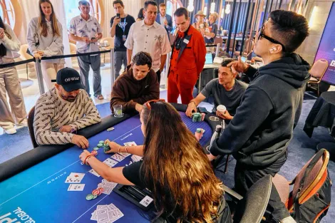 Veja o flop (desnecessário) que mudou o destino do WPT Voyage Championship