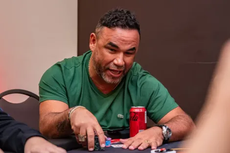 Adalberto Santana avança CL ao Dia 2 do High Roller do KSOP GGPoker Fortaleza