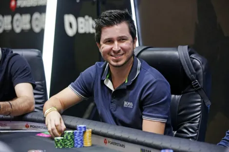 Dennys Ramos empilha mesas finais e forra pesado no PokerStars