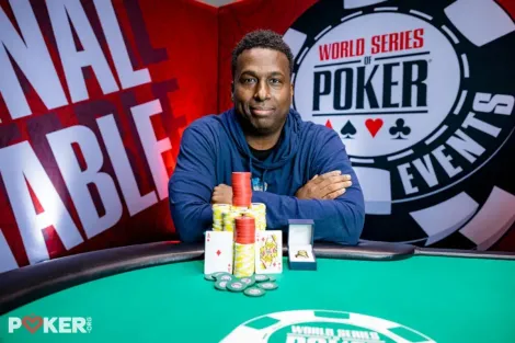 Maurice Hawkins conquista 16º anel de WSOP Circuit e se aproxima de Ari Engel