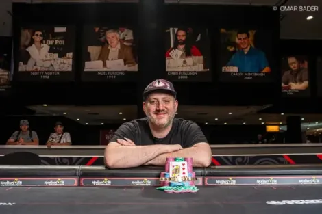 Daniel Willis fatura o título do Evento #3 da WSOP em estreia no circuito