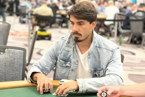 José Carlos Brito avança no Dia 1B do Mystery Millions da WSOP