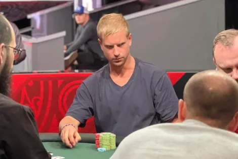 Em primeira FT na WSOP, ícone do poker leva maior prêmio em seis anos