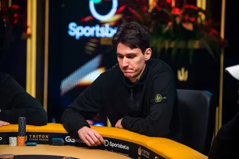 Dejan Kaladjurdjevic brilha na mesa final e leva GGMillion$ Super Main Event