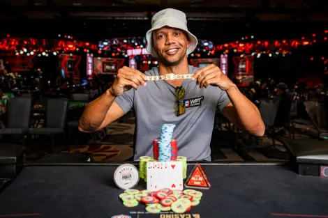 Phil Ivey conquista o 11º bracelete com vitória no Evento #29 da WSOP