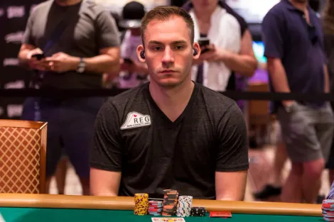 Cooler absurdo elimina Justin Bonomo na bolha de FT milionária na WSOP