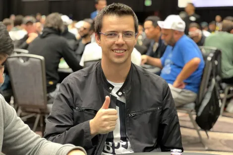 Luis Dorneles lidera pelotão brasileiro no Dia 1A do Millionaire Maker da WSOP